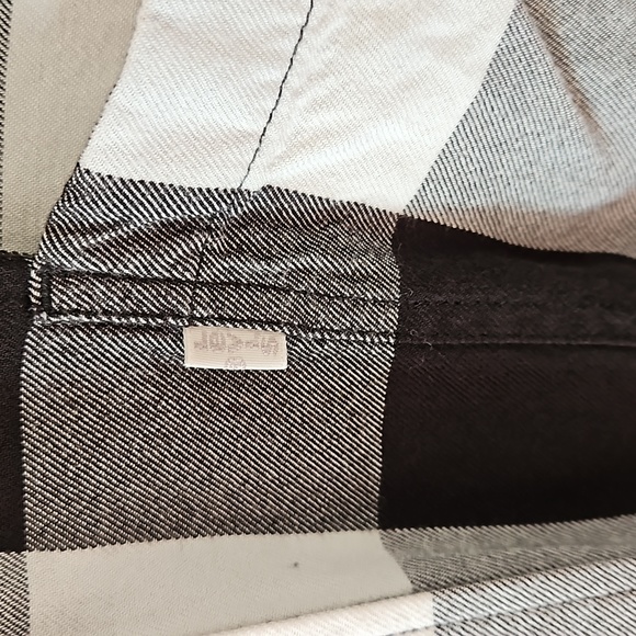 Levi's Boyfriend Fit Shirt! - Picture 3 of 5